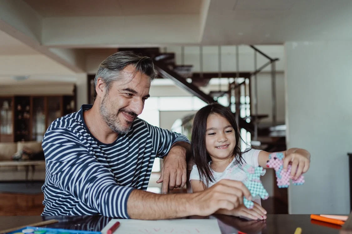 You are currently viewing 10+ Great Ideas for Father’s Day Gifts from Daughter to The Best Dad in World