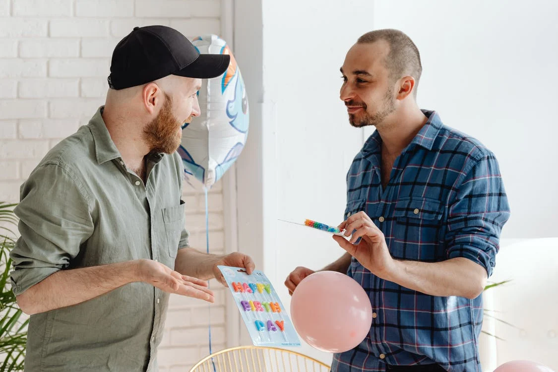 You are currently viewing 8 Easy & Simple Birthday Decoration Ideas for Adults