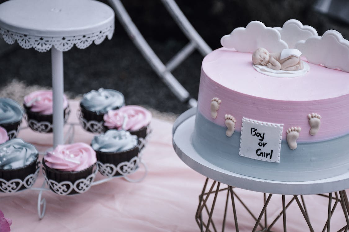 You are currently viewing 11 Gender Reveal Ideas: These Unique and Funny Ideas Will Surprise Your Audience