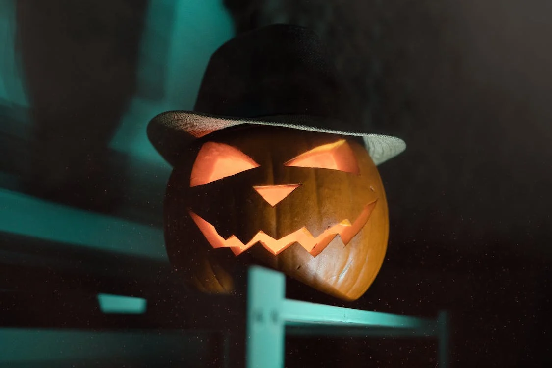 You are currently viewing 21 Easy Halloween Pumpkin Carving And Painting Ideas To Make You Stand Out