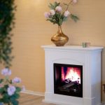 Christmas Mantel Decor: Essential Items & Styling Ideas