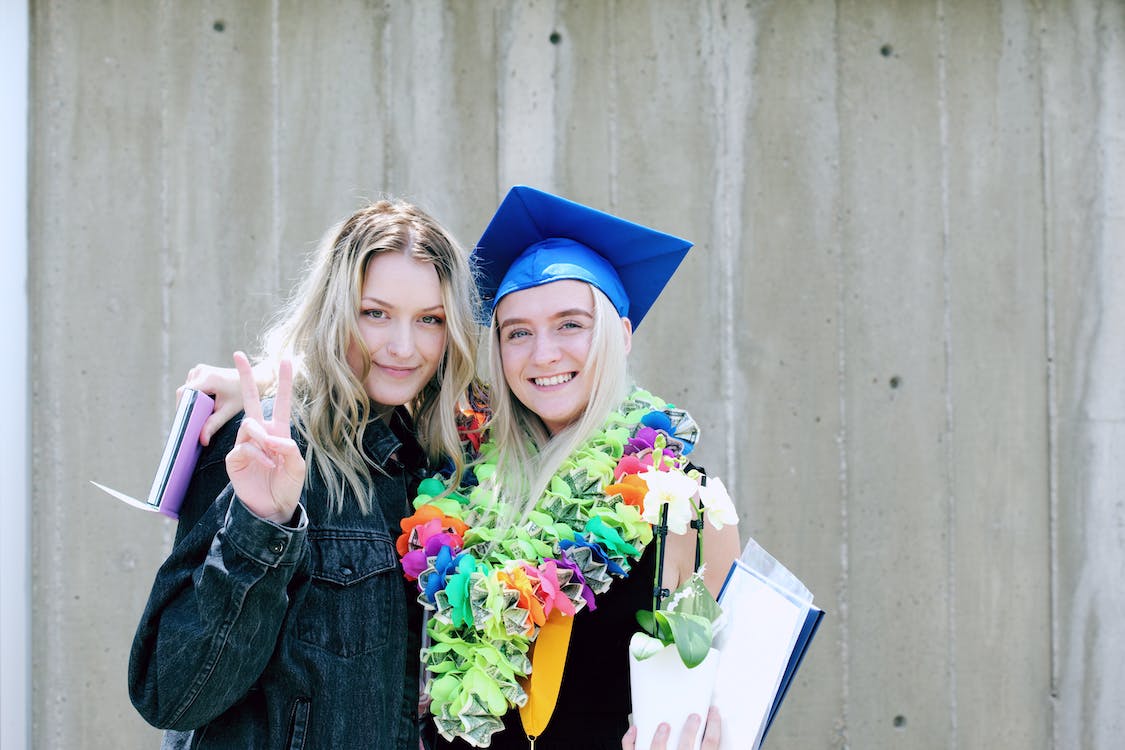 You are currently viewing 12 Remarkable Nursing Graduation Party Ideas to Celebrate Your Achievement!