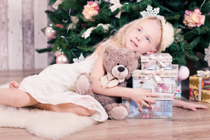 Read more about the article 15 Unique and Exciting Christmas Gift Ideas for Girls