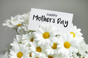Read more about the article When is Mother’s Day and What Would be the Best Gift for Her 2024?