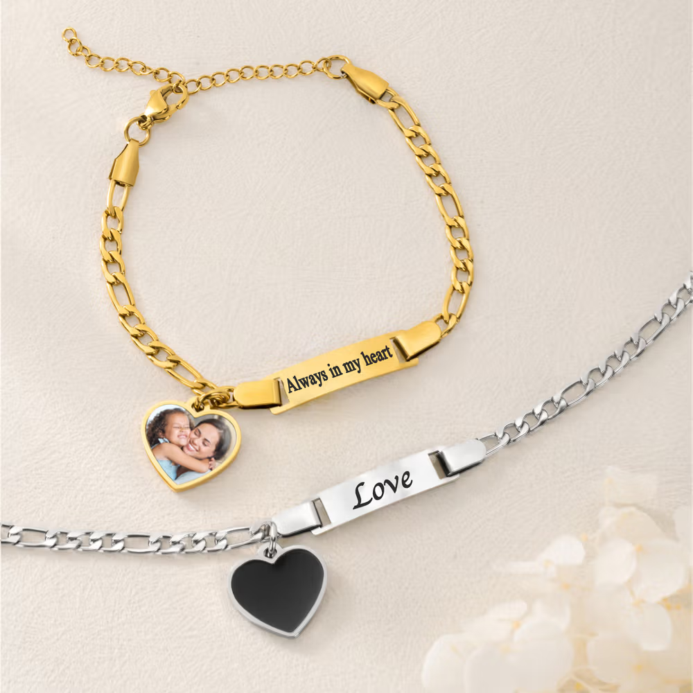 heat-activated heart-charm bracelet