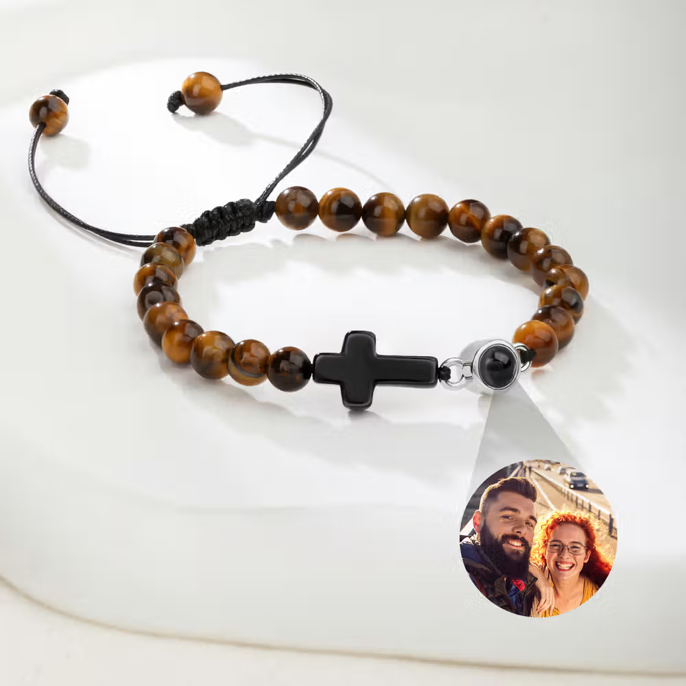 Tiger-Eye Projection Bracelet